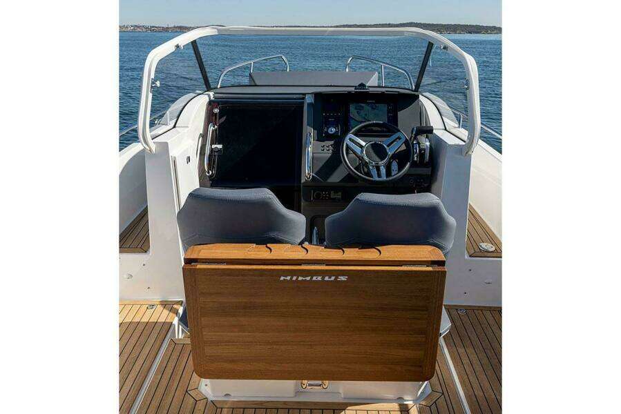 26ft Nimbus Yacht For Sale