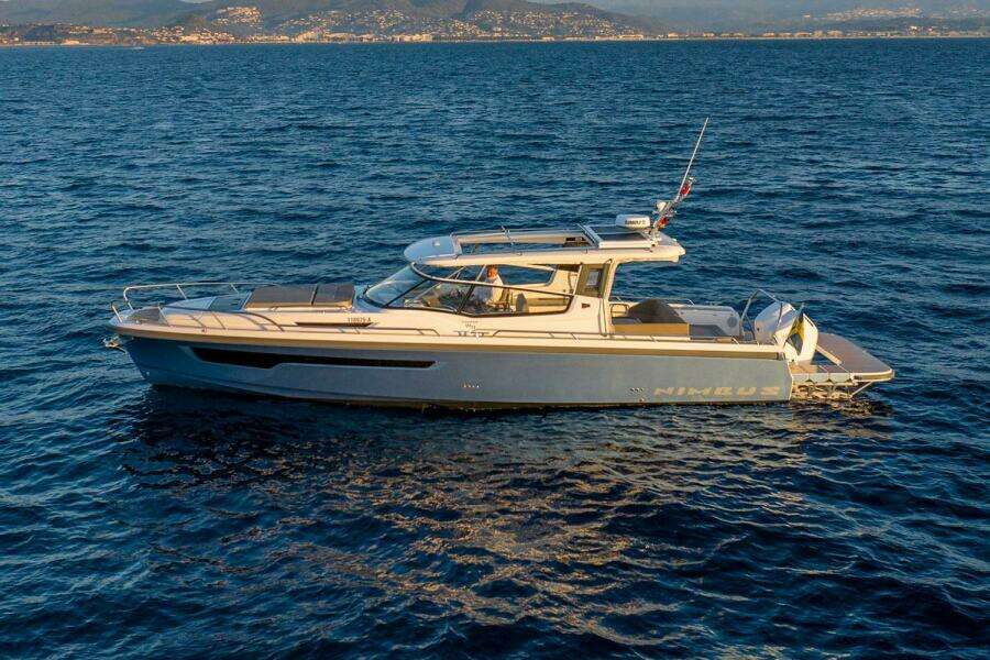 40ft Nimbus Yacht For Sale
