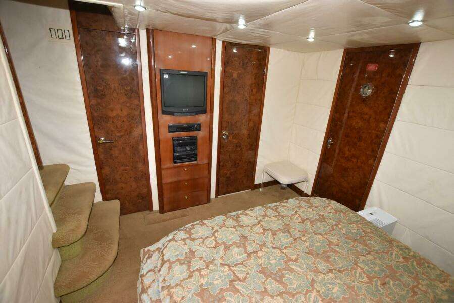 The Dream 74ft Hatteras Yacht For Sale