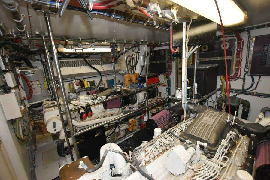 The Dream 74ft Hatteras Yacht For Sale