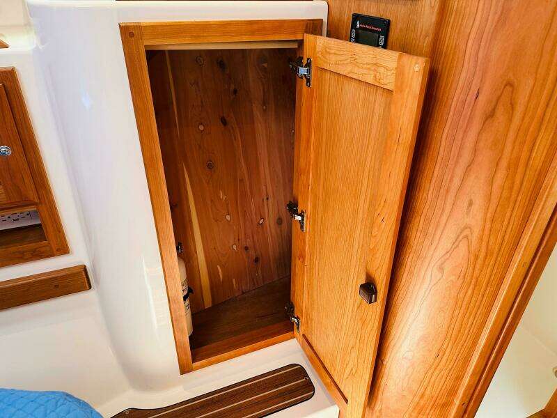 Summer Sounds 34ft Back Cove Yacht For Sale