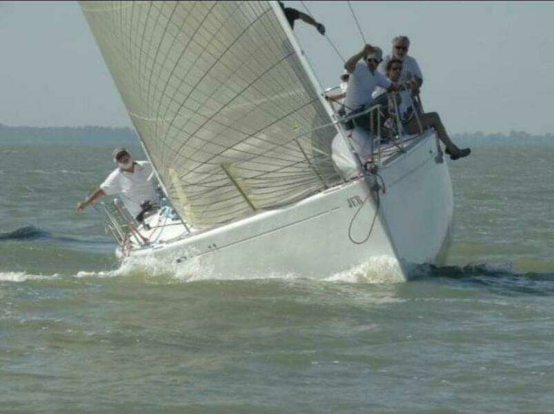 JEB 3 40ft Beneteau Yacht For Sale