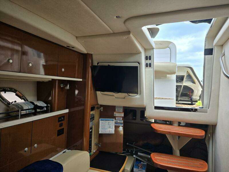 Insignia Flatscreen TV Insignia Flatscreen TV