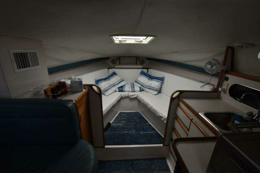 31ft Blackfin Yacht For Sale