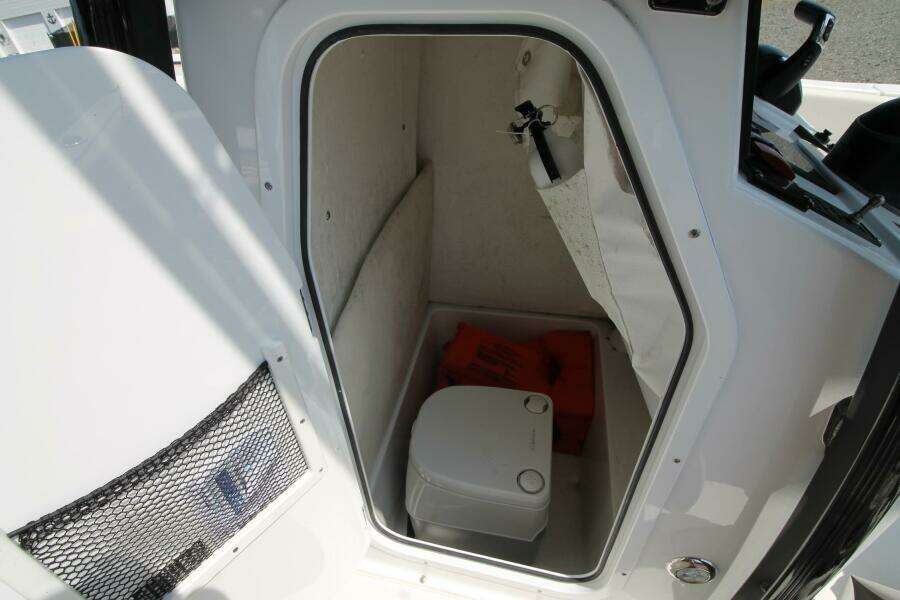 22ft Sea Hunt Yacht For Sale