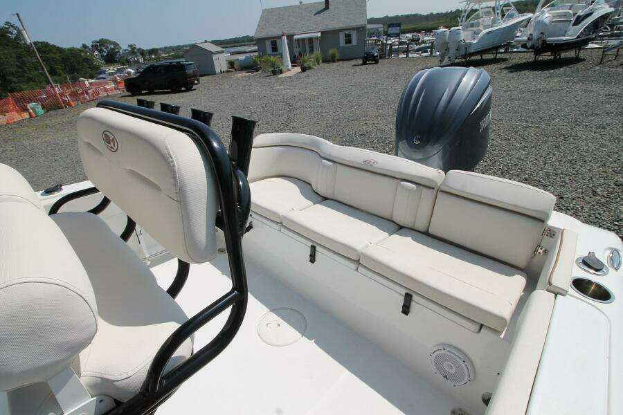 22ft Sea Hunt Yacht For Sale