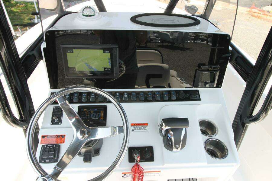 22ft Sea Hunt Yacht For Sale