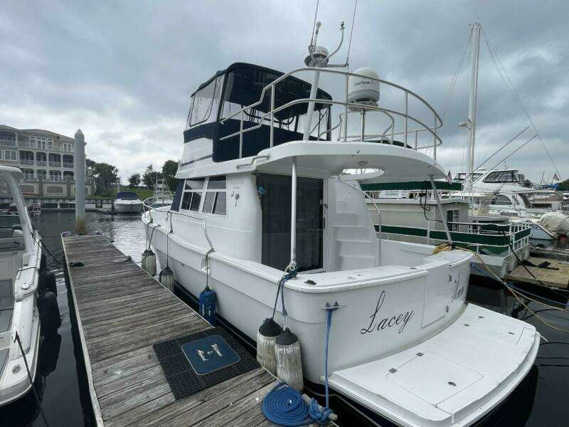 35ft Mainship Yacht For Sale