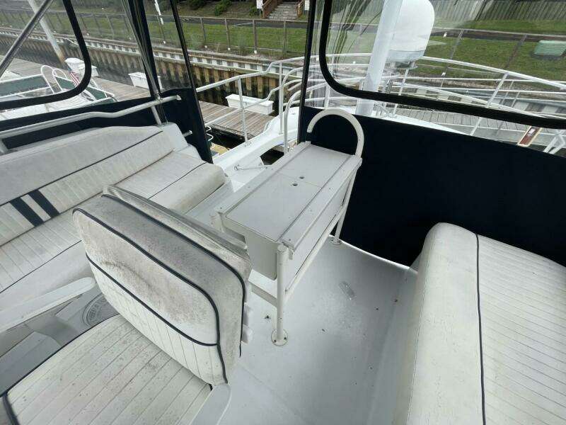 35ft Mainship Yacht For Sale