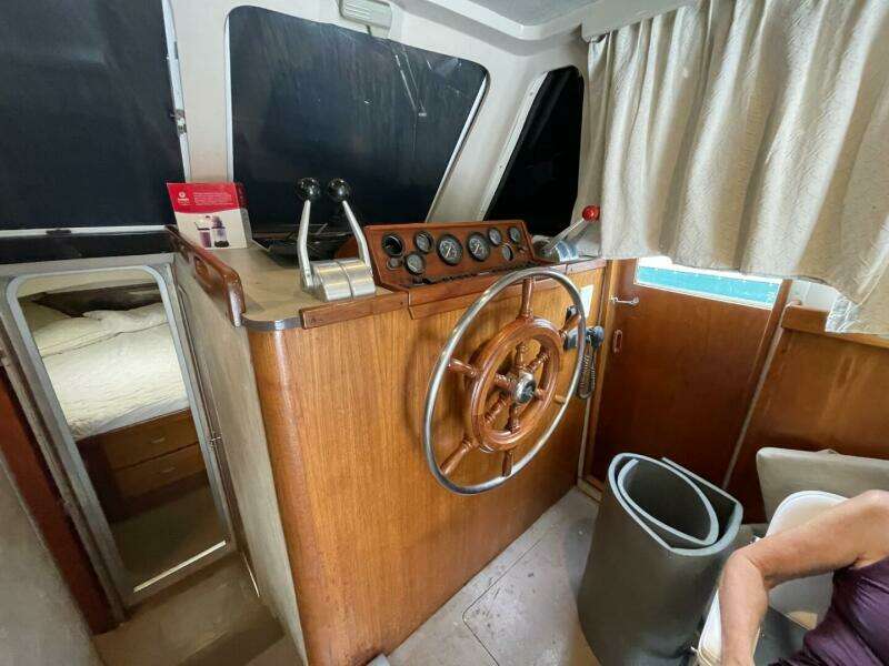 35ft Mainship Yacht For Sale