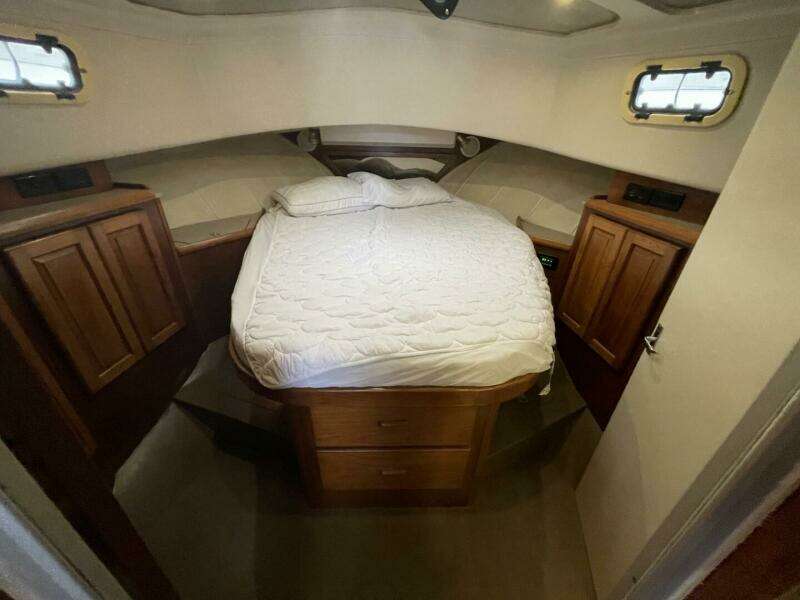 35ft Mainship Yacht For Sale
