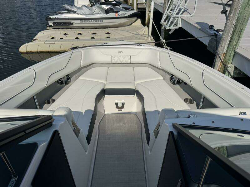 26ft Regal Yacht For Sale