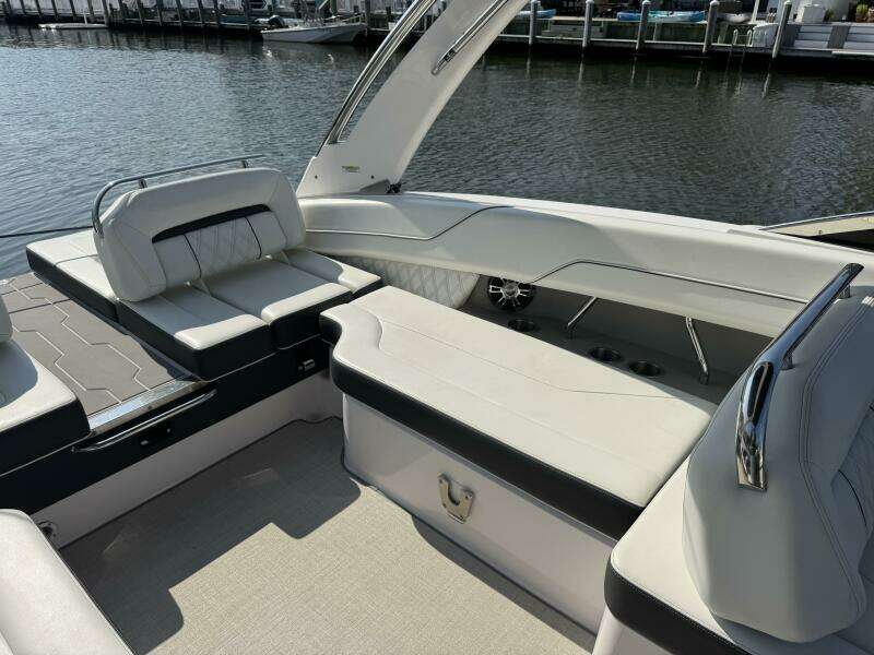 26ft Regal Yacht For Sale