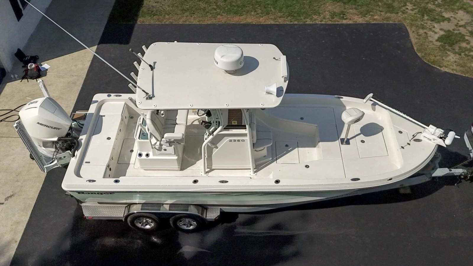2022 Ranger 2360 Bay