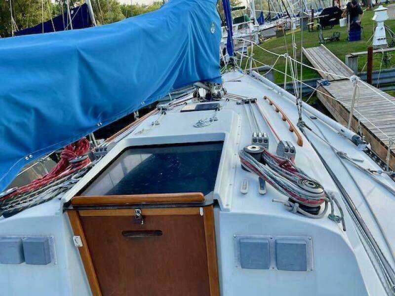 Sceptre 33ft C amp C Yacht For Sale