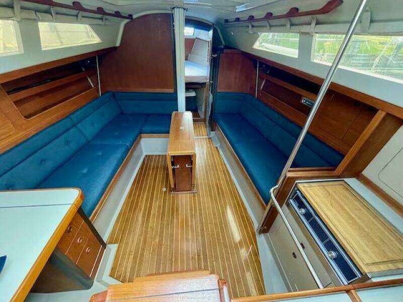 Sceptre 33ft C amp C Yacht For Sale