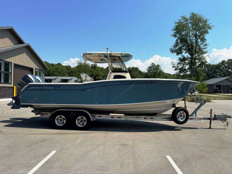 27ft Grady White Yacht For Sale