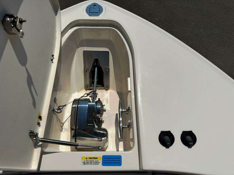 27ft Grady White Yacht For Sale