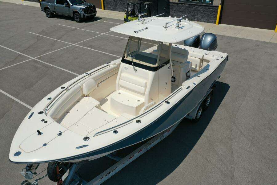 27ft Grady White Yacht For Sale