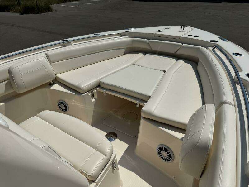 27ft Grady White Yacht For Sale