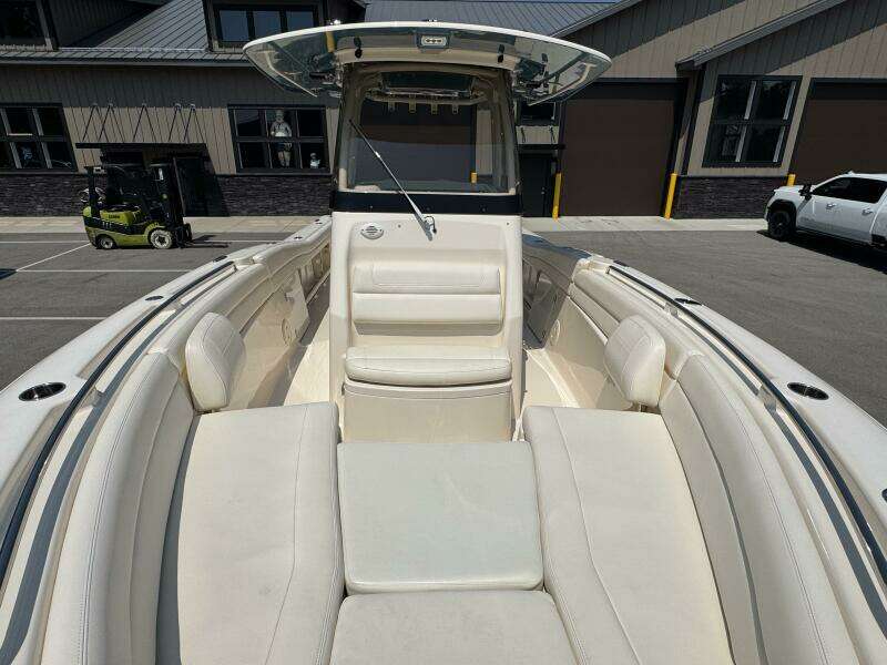 27ft Grady White Yacht For Sale