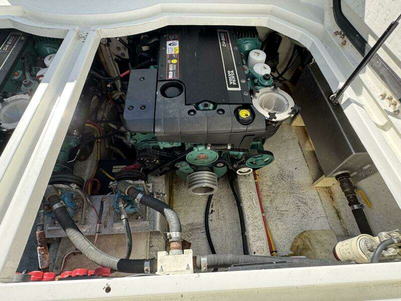 GOLDEN TROLL 30ft Ocean Sport Yacht For Sale