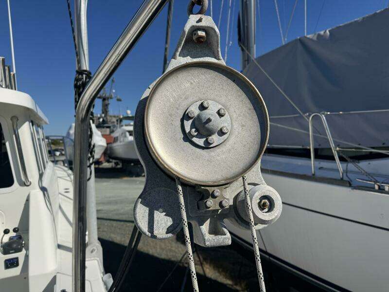 GOLDEN TROLL 30ft Ocean Sport Yacht For Sale