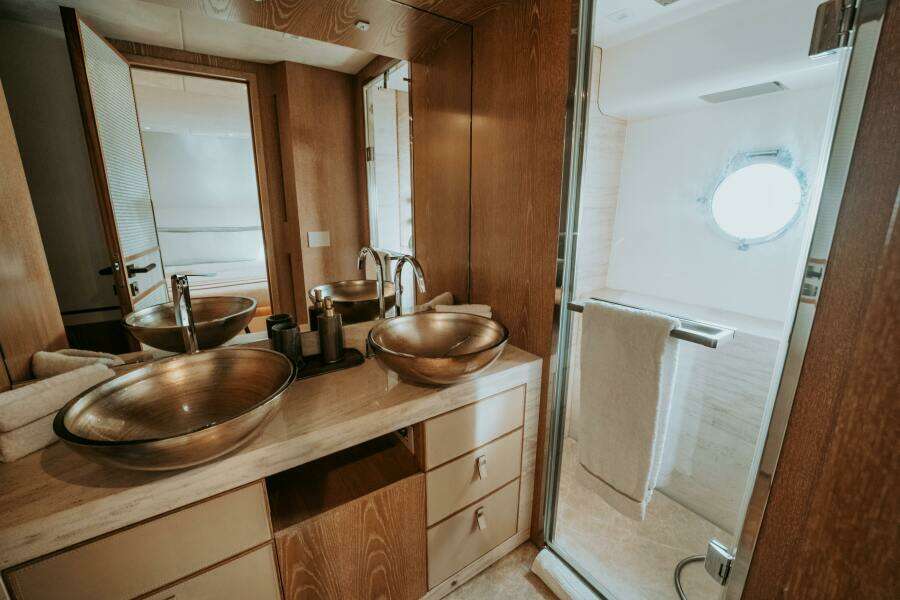 VENUS 86ft Monte Carlo Yachts Yacht For Sale