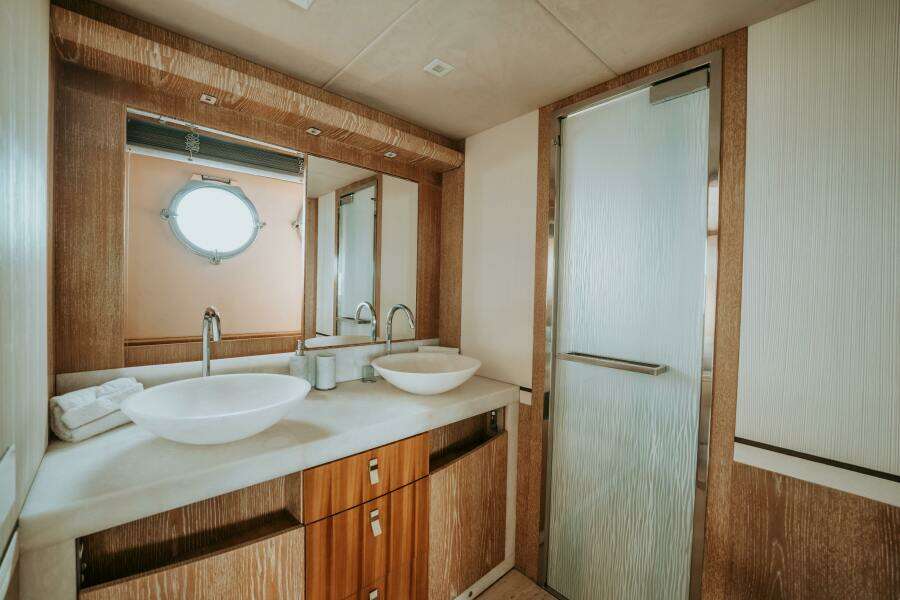 VENUS 86ft Monte Carlo Yachts Yacht For Sale