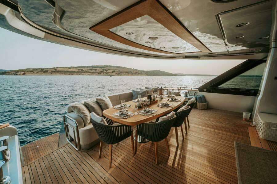 VENUS 86ft Monte Carlo Yachts Yacht For Sale