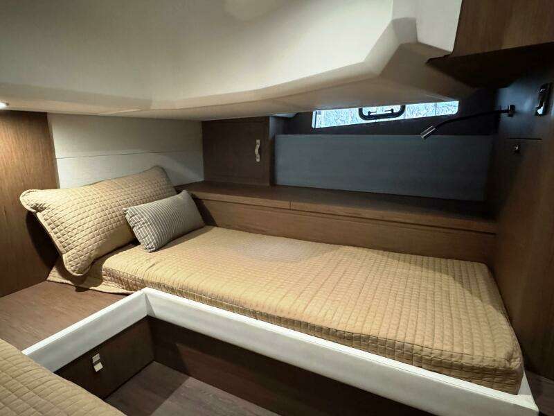 40ft Beneteau Yacht For Sale