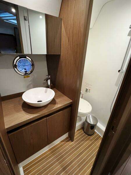 40ft Beneteau Yacht For Sale