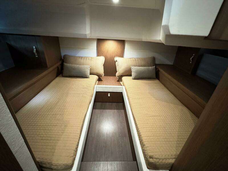40ft Beneteau Yacht For Sale