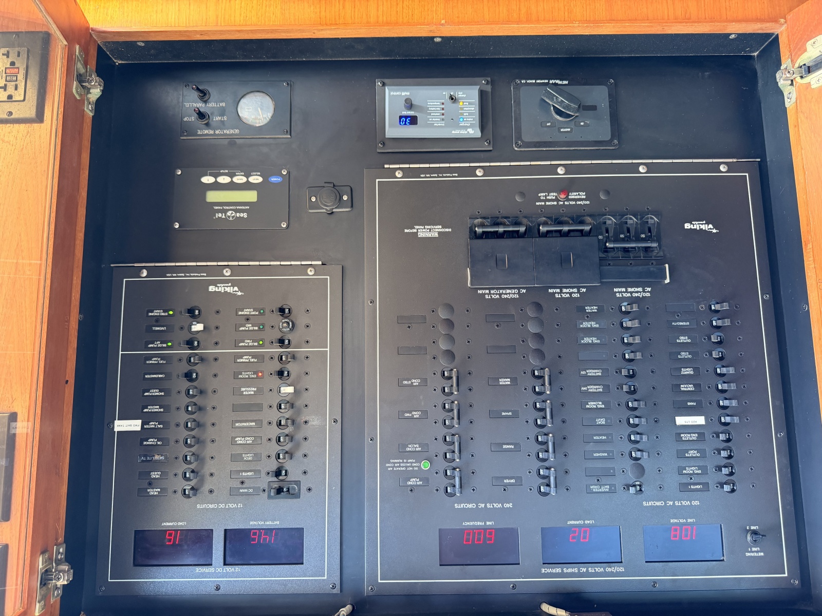 1994 Viking 50 Convertible