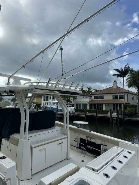 32ft Pursuit Yacht For Sale