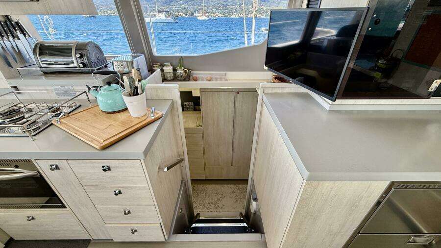 Raven 45ft Leonard Yacht For Sale