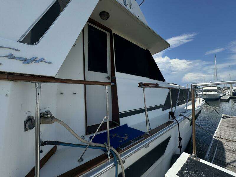 50ft Chris Craft Yacht For Sale