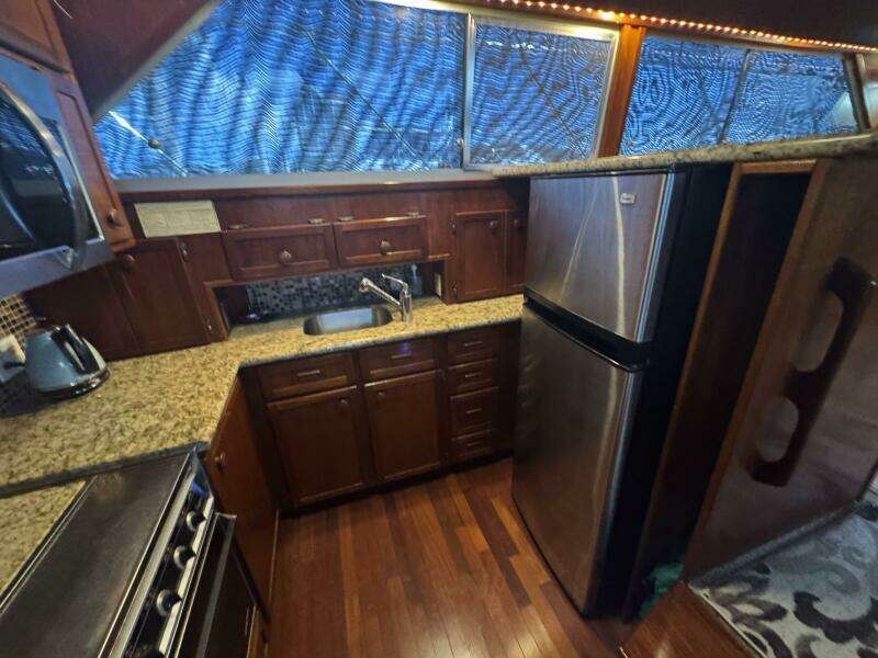 50ft Chris Craft Yacht For Sale