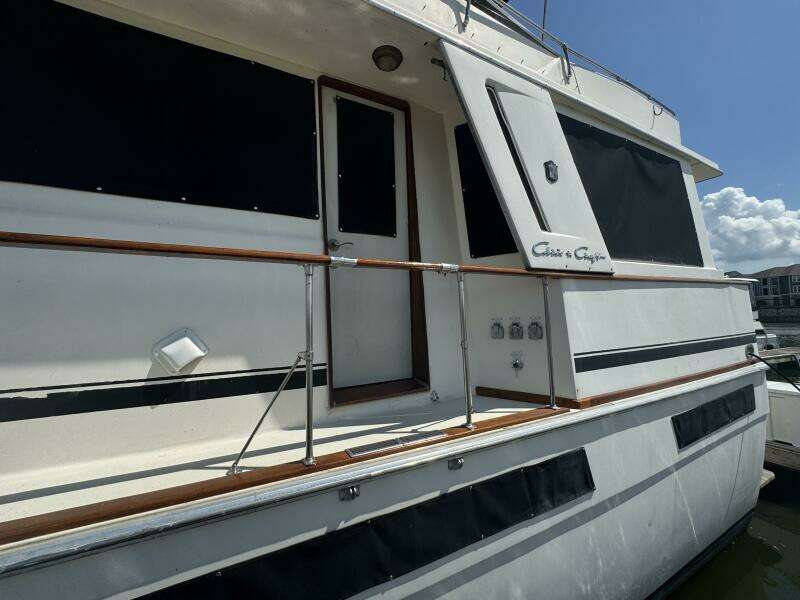 50ft Chris Craft Yacht For Sale