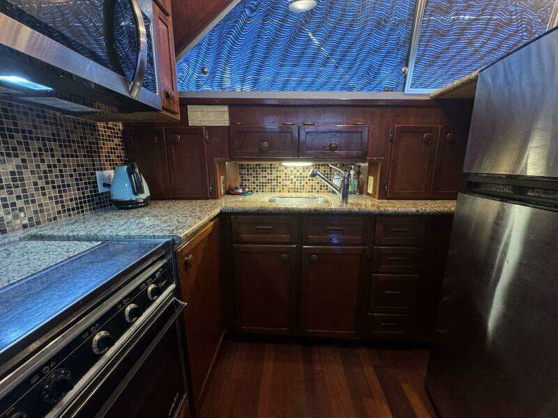 50ft Chris Craft Yacht For Sale