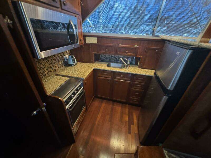 50ft Chris Craft Yacht For Sale