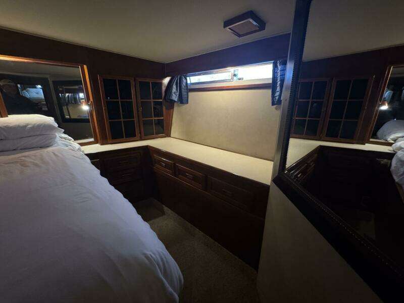 50ft Chris Craft Yacht For Sale
