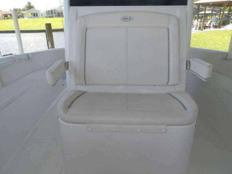 30ft Sea Hunt Yacht For Sale