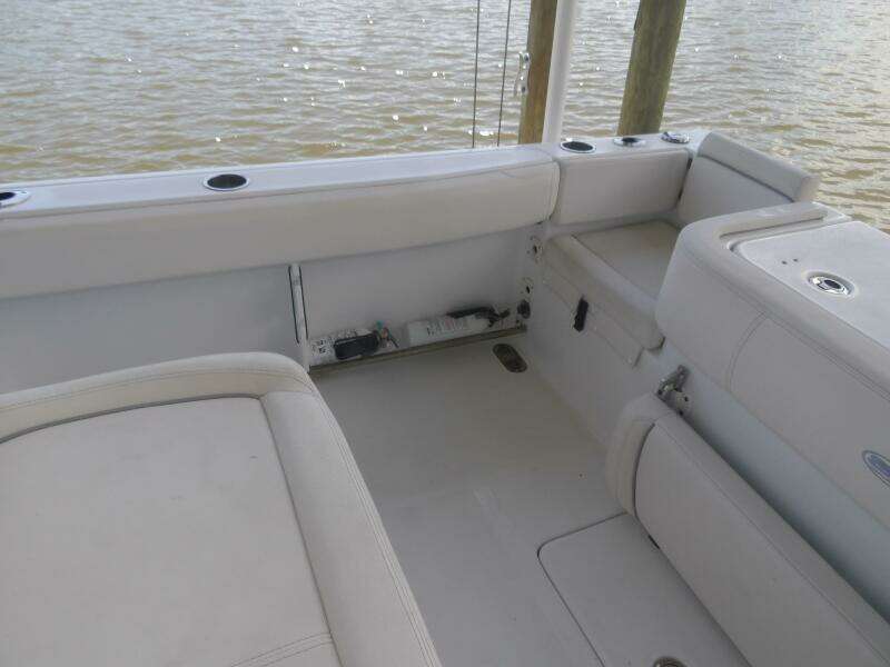 30ft Sea Hunt Yacht For Sale