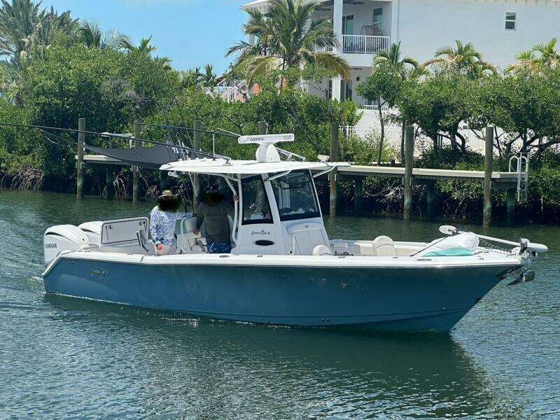 30ft Sea Hunt Yacht For Sale