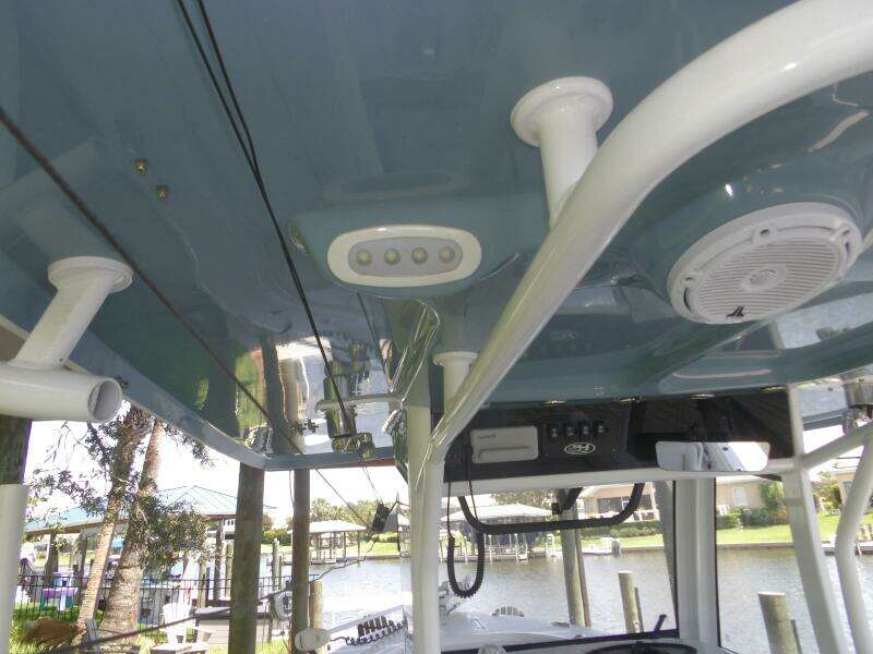 30ft Sea Hunt Yacht For Sale