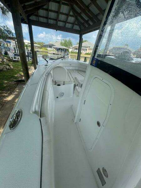 30ft Sea Hunt Yacht For Sale
