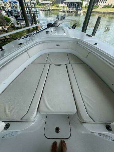 30ft Sea Hunt Yacht For Sale