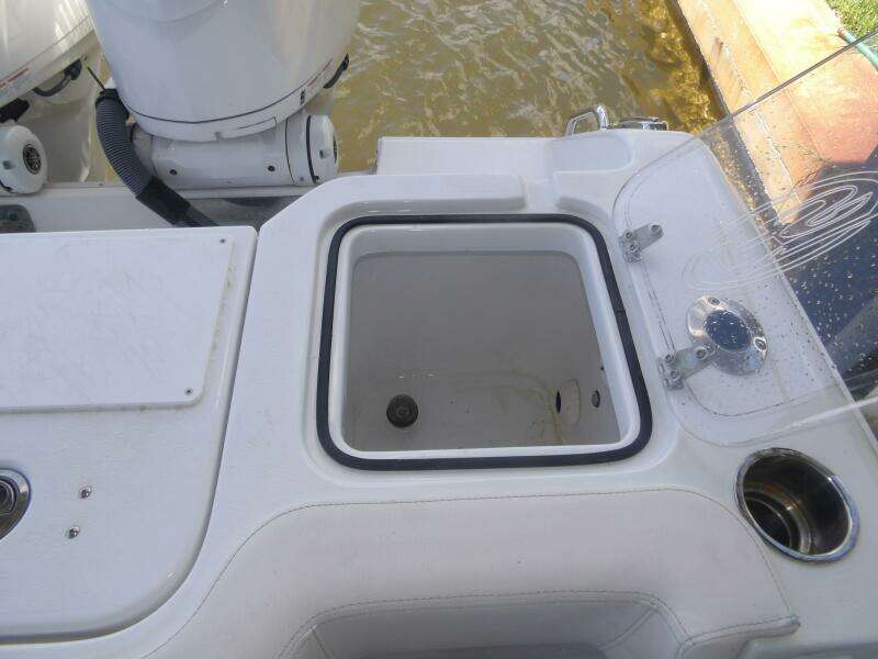 30ft Sea Hunt Yacht For Sale