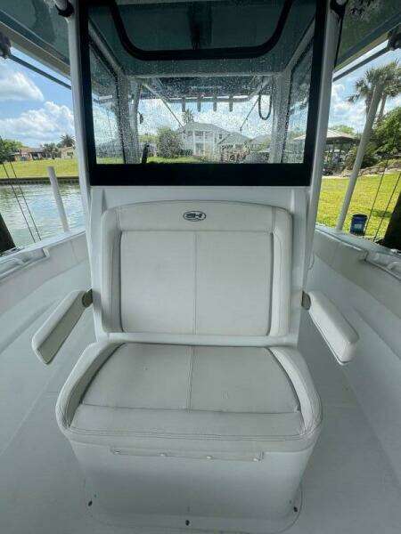 30ft Sea Hunt Yacht For Sale